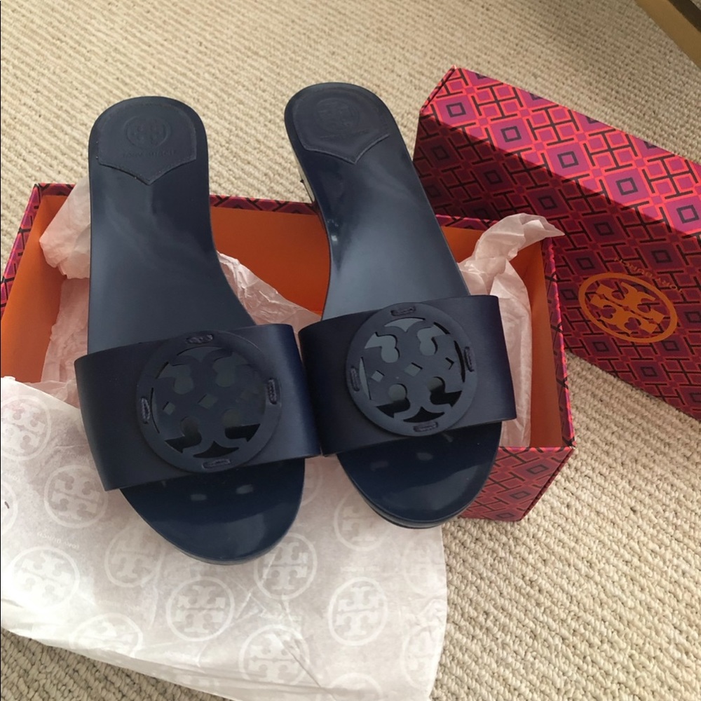 Like new navy Tory Burch slides with box